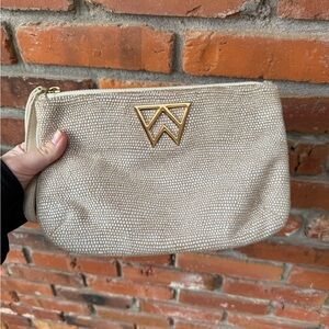 Kelly Wynne neutral wristlet